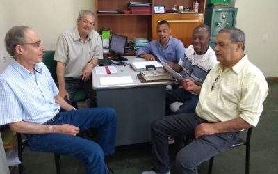 NFFC terá hino criado pelos compositores Valcir Ferreira e Paulo Mendonça  Lançamento acontecerá nas comemorações de aniversário do extinto Esperança Futebol Clube