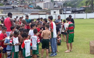 É tempo de comemorar Escolinha do Nova Friburgo promove confraternização de final de ano