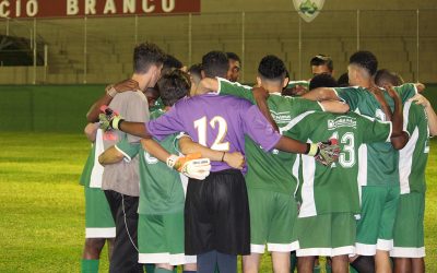 Juniores empatam pela semifinal do Municipal Sub 20 Com determinação e garra equipe do Nova Friburgo tentam resultados positivos