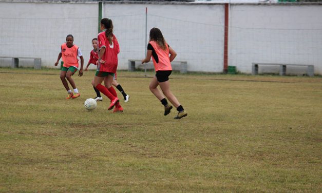 <h1>Nova Friburgo inicia participação no Campeonato Municipal Feminino </h1> <h>Confira os adversários da equipe verde e vermelha dentro da competição que movimenta o esporte local</h>
