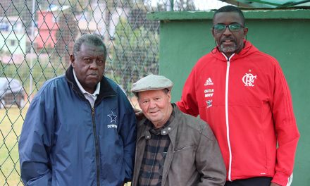 <h1>Observador do Flamengo visita CT do Nova Friburgo e seleciona atletas </h1> <h>Profissional selecionou sete atletas da Escolinha e Categorias de Base pertencentes a equipe verde e vermelha</h>