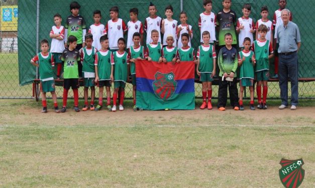 <h1>Recordações e bola rolando marcam 40 anos do Nova Friburgo </h1> <h>Três partidas marcaram o cronograma esportivo na manhã deste domingo (15 de setembro), no Centro de Treinamento, em Conselheiro Paulino</h>