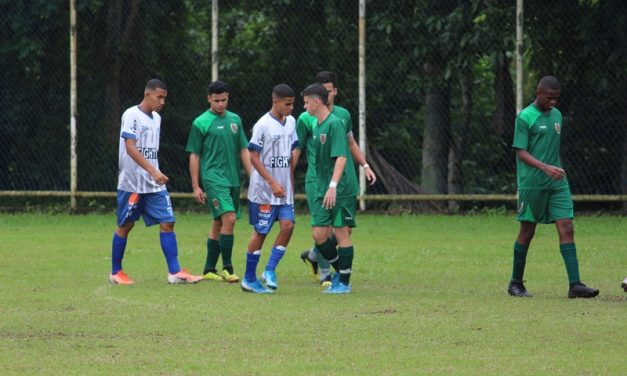 <h1>Juvenil faz partida decisiva neste domingo pela Copa Light </h1> <h>Equipe enfrenta o Bom 20 no Centro de Treinamento do Tigres do Brasil, em Xerém</h>