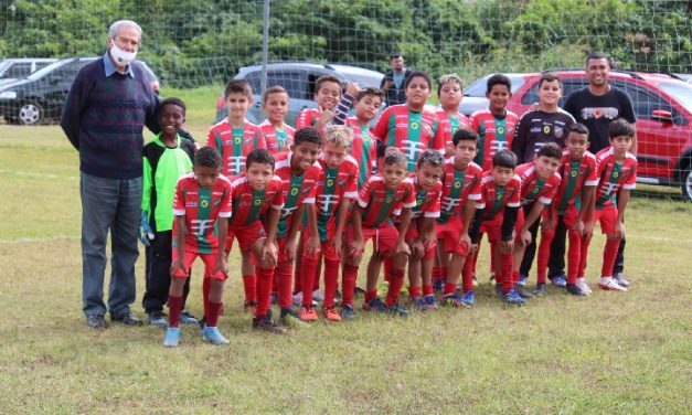 <h1>AMISTOSO: Nova Friburgo vence a Escolinha de Futebol Saudade na categoria Sub 9 e 10 anos </h1> <h>Partida aconteceu no Centro de Treinamento do Nova Friburgo, em Conselheiro Paulino</h>