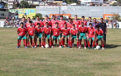 Nova Friburgo F.C conquista Vice-Campeonato no Municipal Sub 17  Friburguense supera equipe verde-rubro nas cobranças de pênaltis e ficou com o título da competição