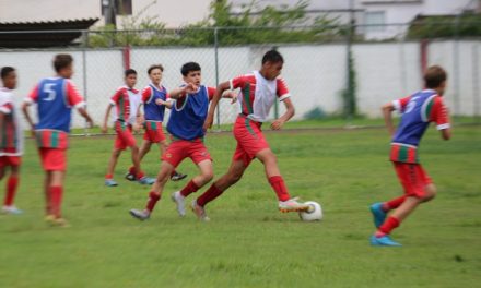 <h1>Escolinha do Nova Friburgo Futebol Clube inicia Torneio Interno </h1> <h>Competição envolve alunos das categorias Sub 9, 11 e 13</h>