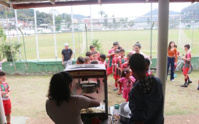 Diretoria promove programação especial para o Dia das Crianças  Foram oferecidas recreação, distribuição de pipocas, algodão doce e caça ao tesouro