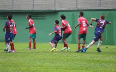 Sub 15 vence amistoso contra o Stucky  Jogo acontece na tarde deste sábado (23 de novembro), no Estádio Márcio Branco, em Stucky