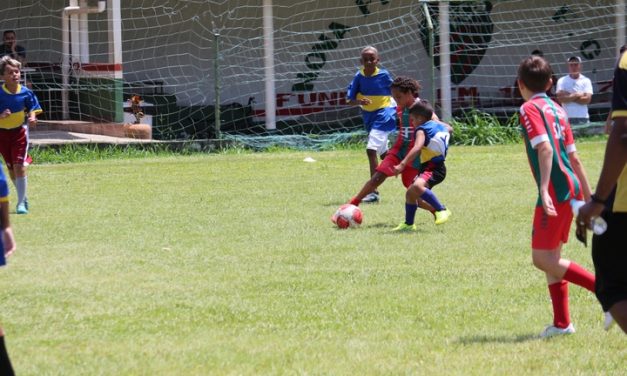 <h1>Nova Friburgo Futebol Clube participa de amistosos festivos com o Projeto Oséas FC </h1> <h>Partidas foram disputadas na tarde deste sábado (sete de dezembro) pelas categorias Sub 11 e 13</h>