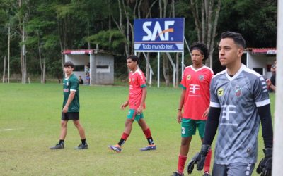 Escolinha do Nova Friburgo F.C garante vitórias em amistosos no distrito de São Pedro da Serra  Jogos foram disputados na manhã deste sábado (31 de maio), no Estádio João Mendes da Silva